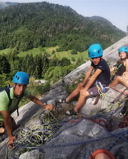 Canyon balme ludique Toboggans avec des guides des carroz