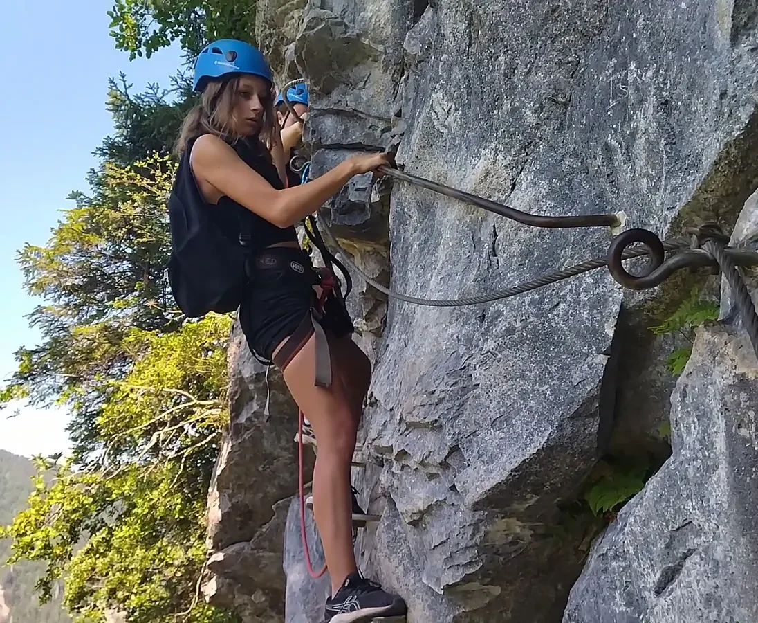 Canyon balme ludique Toboggans avec des guides des carroz