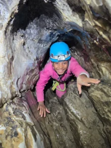 enfants en canyoning avec les guides des carroz